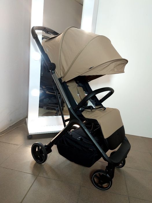 Прогулянка надлегка 7кг CARRELLO Nova СКЛАД в 6 кольорах