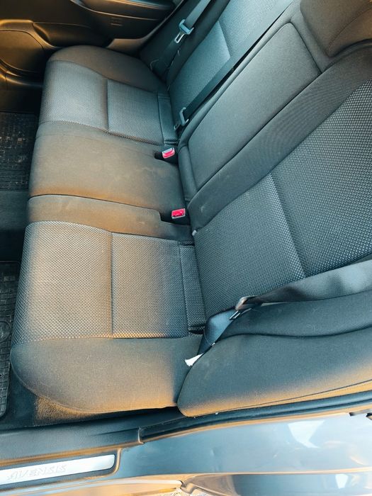 Toyota Avensis bardzk dobry stan sprawna klimatyzacja