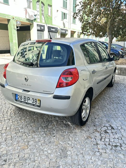 Renault clio 2006 — photo 4