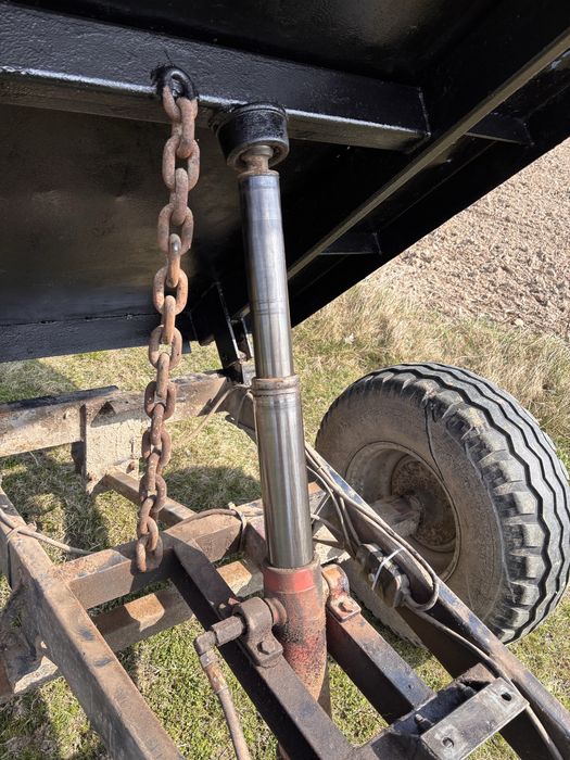 Wywrotka jednoosiowa