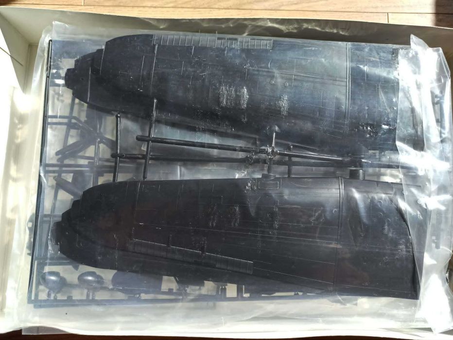 Tamiya 61020 (-4000) Avro Lancaster BI/BIII //1:48
