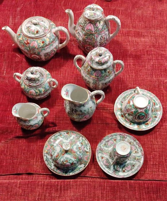 Serviço completo Macau (jantar + café + chá)