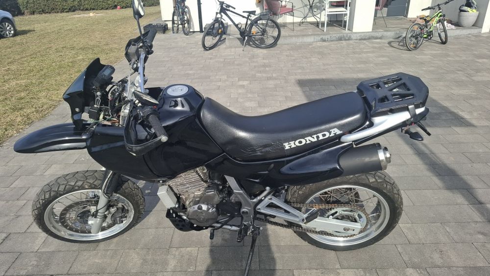 Honda nx650 Dominator
