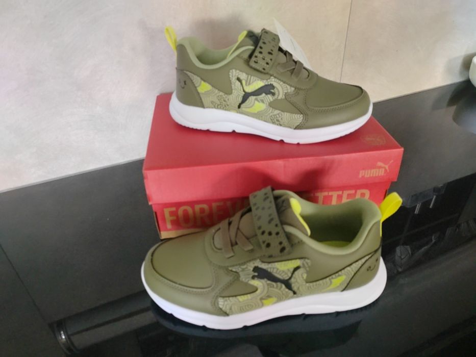PUMA 35 i 32 nowe oryginalne buty sportowe na rzep łatwo się wkładają na białej podeszwie do szkoły