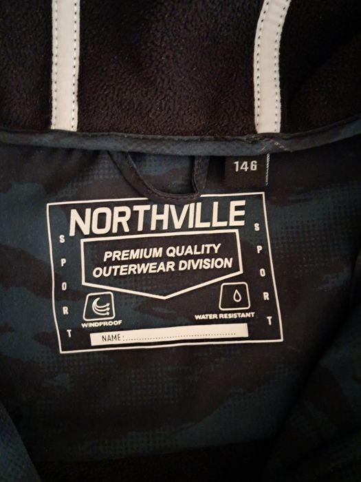 Куртка деми 146р