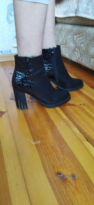 Жіночі сапожки весна/осінь