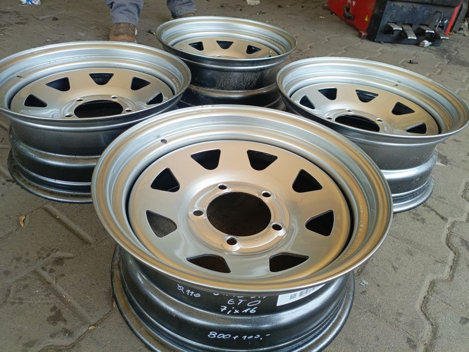 Felgi stalowe Suzuki Jimmy Vitara UAZ lada Niva 4 sztuki  5x139,7 et0 7jx16