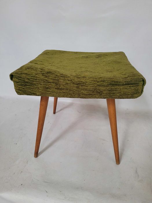 taboret stołek vintage retro lata 60 lata 70 PRL 42x42 h 42 patyczak