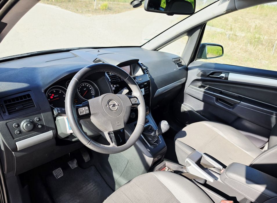 Opel Zafira Cosmo 1.7 cdti, 7 lugares