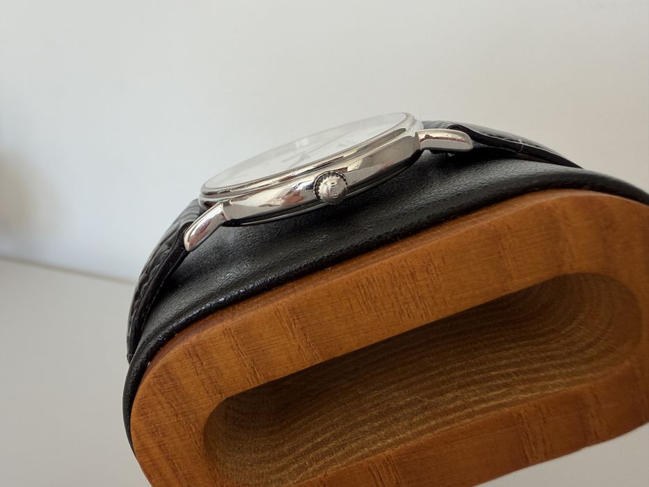 Zegarek męski Longines Presence L4.720.4
