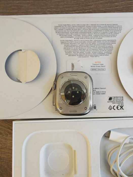 Apple Watch Ultra 49MM GPS+Cel Titanium Aceito Retomas