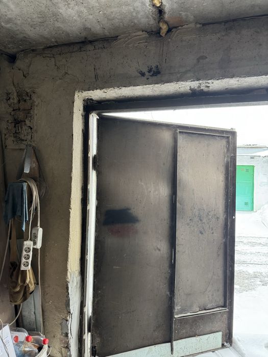 Продам гараж на Вербовій в кооперативі