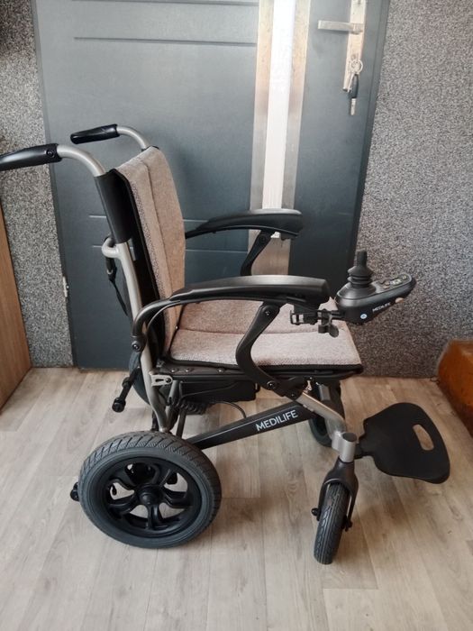Wózek inwalidzki elektryczny