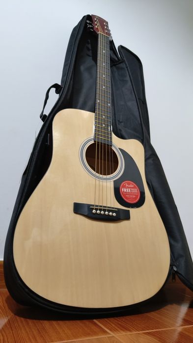 Guitarra Eletroacustica Fender Squier + Mala de transporte