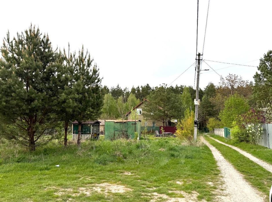 Земельна ділянка під забудову 10 соток біля лісу в с. Забірʼя