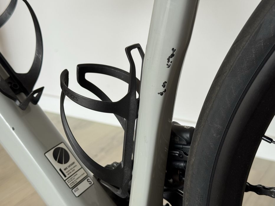 Canyon Endurace CF SL 8 Di2 – Tamanho S