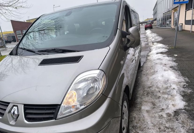 Renault Trafik дизель 2.0 Груз-Пас 6 місць Long TOP