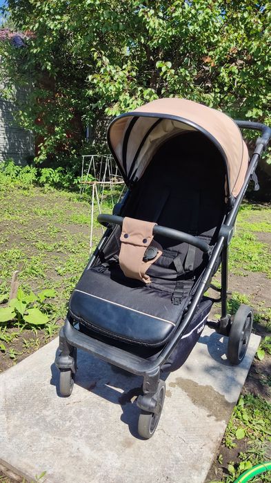 Коляска прогулянкова Bambi Viva