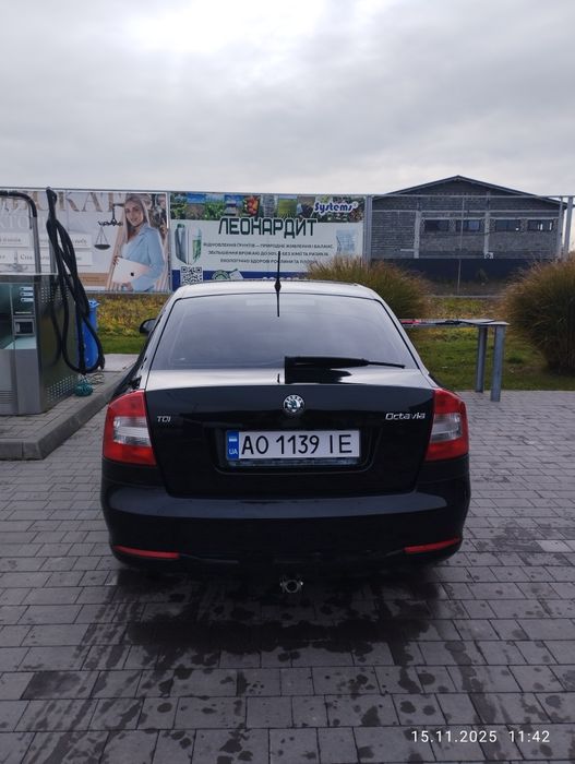 Skoda Octavia a5  1.6tdi  77kw. 2013р