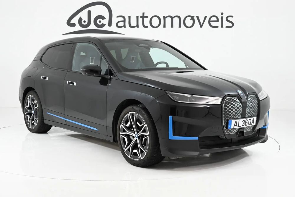 BMW iX xDrive 40