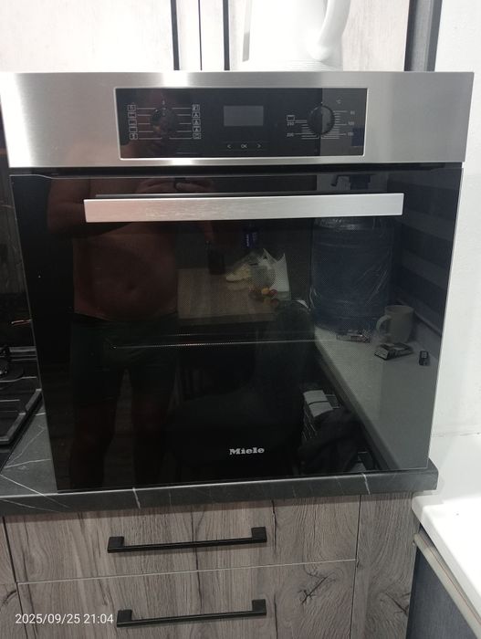 Продам духовний шкаф