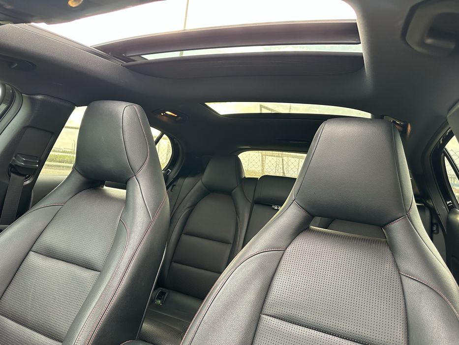 Mercedes-Benz GLA45 AMG Aceito Retoma