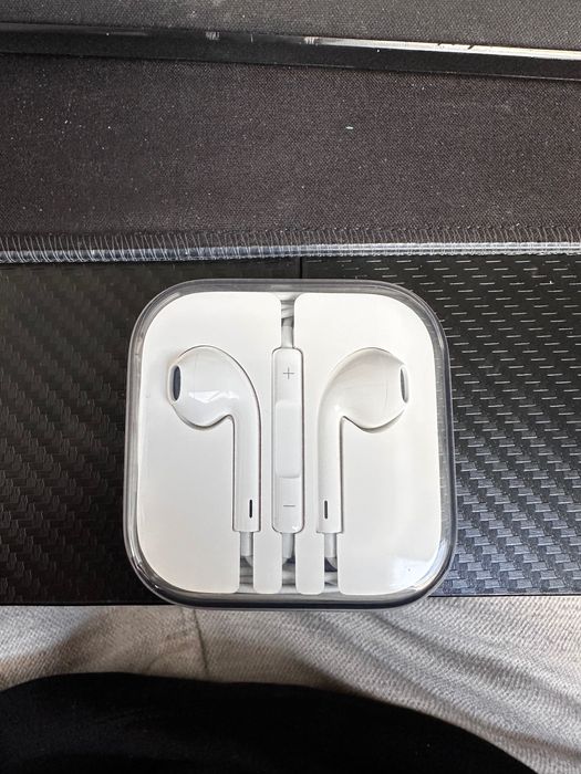 Apple EarPods – oryginalne słuchawki z etui | jack 3.5 mm