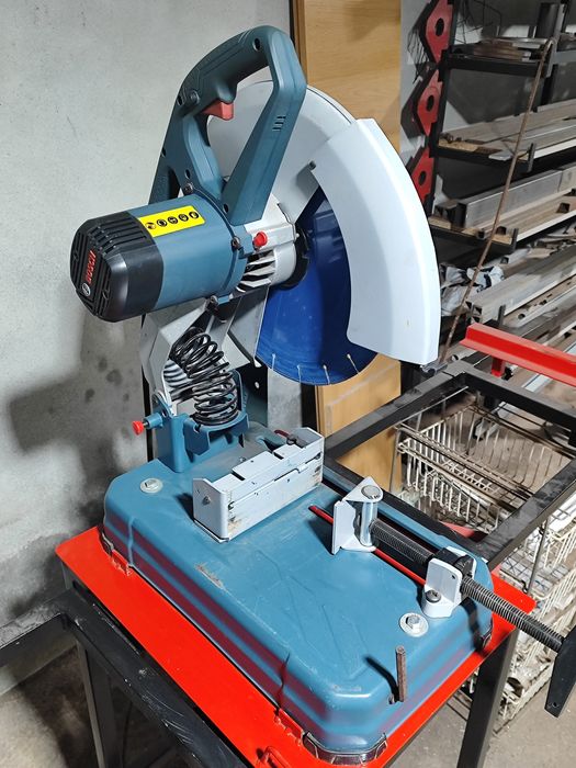Serra de corte para metal Bosch GCO 14-24 J Professional