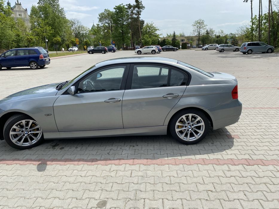 BMW 320i e90 2005r