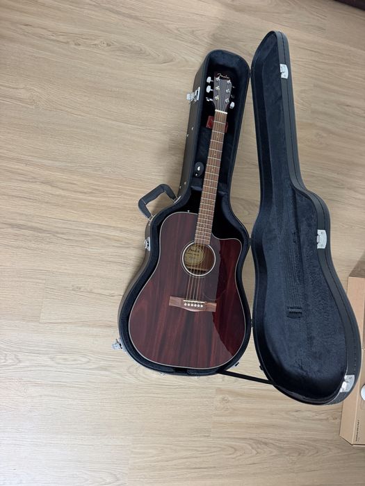 Guitarra Fender