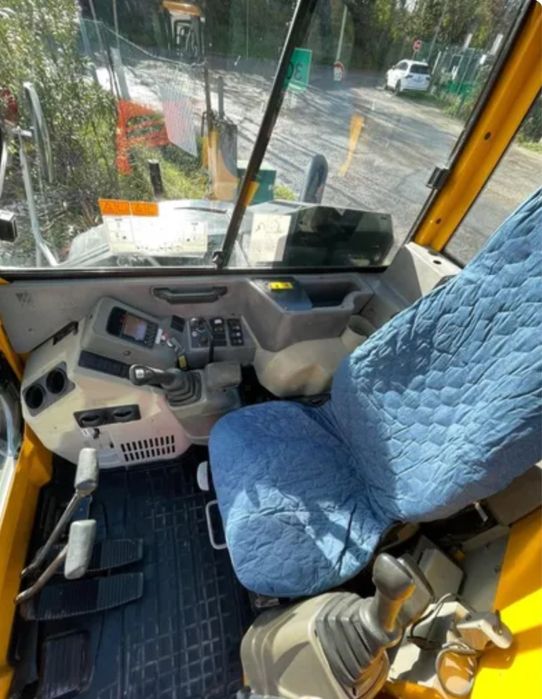 Mini giratoria yanmar