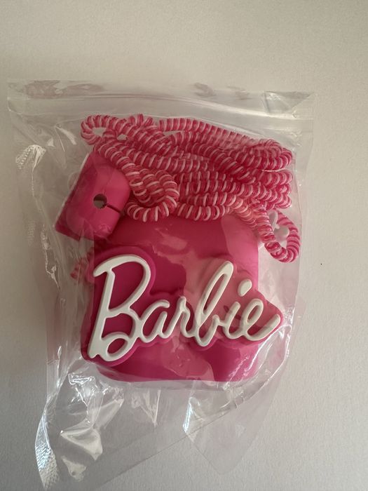 Akcesoria Barbie do ładowarki Wyróżnij się z tłumu