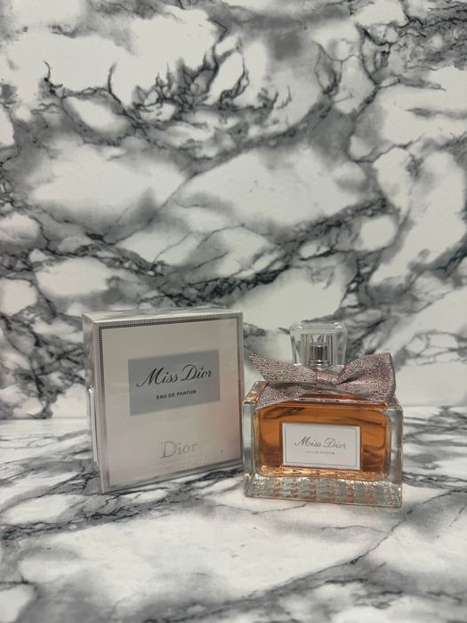 miss dior w kategorii zdrowie i uroda | OLX