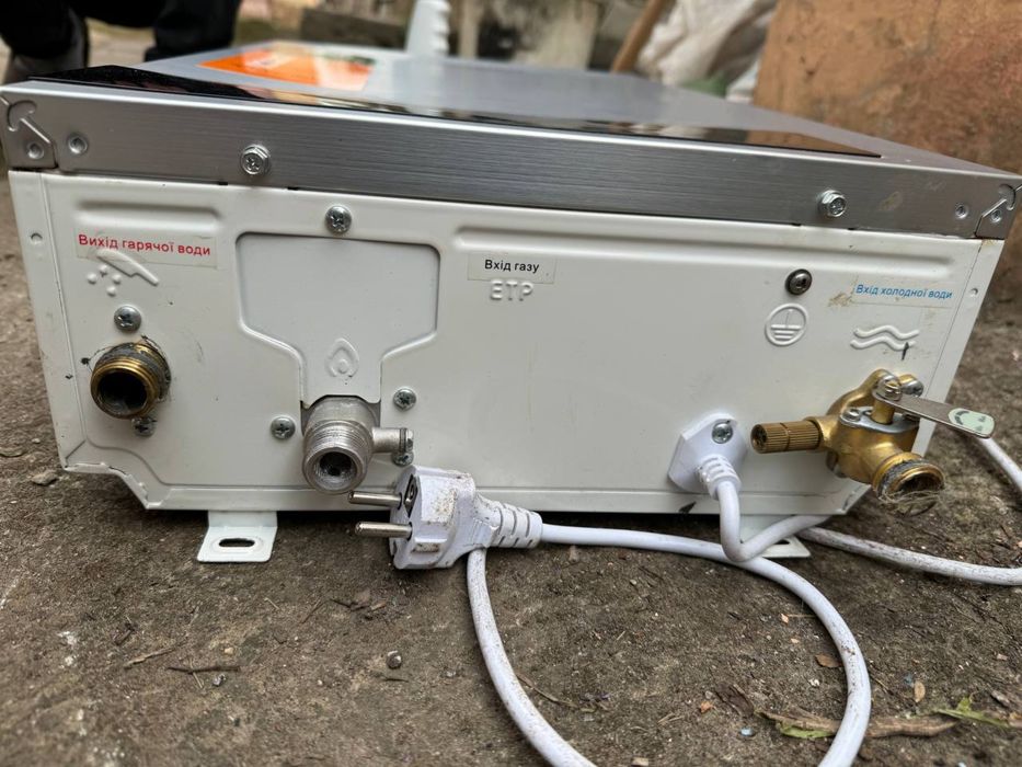 продам газову колонку