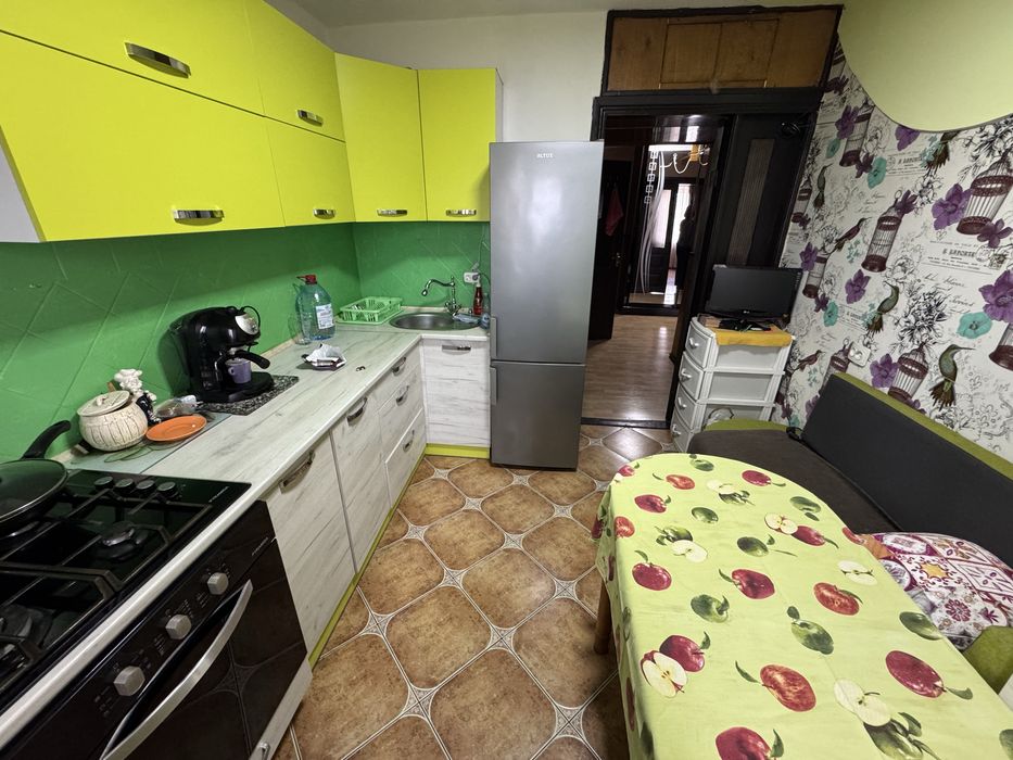 Продаж 2-х чешки район Майдану