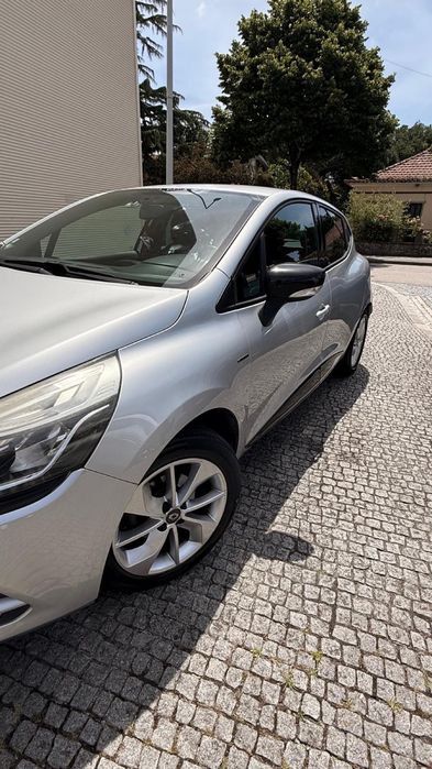 Renault clio limited
