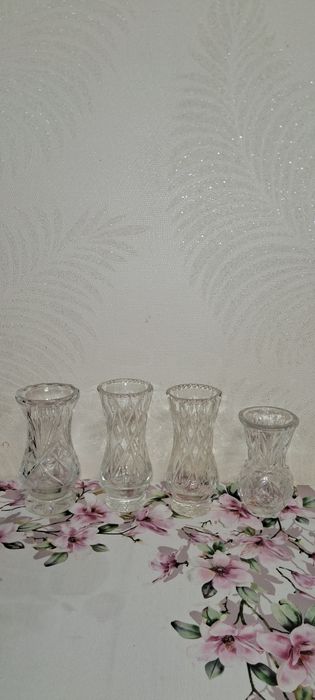 Продам вазочки кришталеві