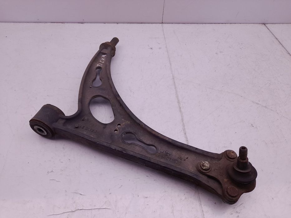 Braço de suspensão frente esquerdo AUDI A3 (8P1)