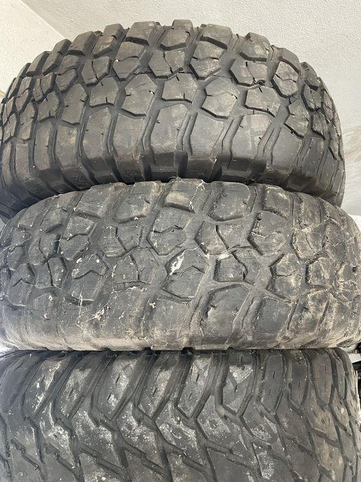 Pneus 37x12,5x17