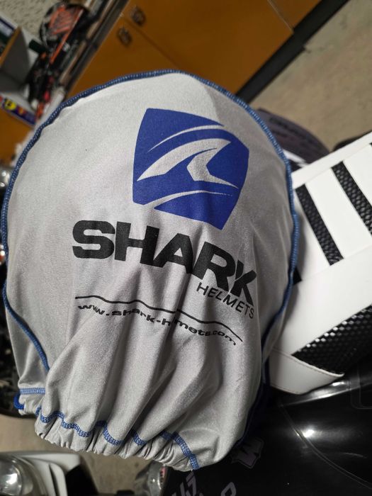 Capacete modular shark