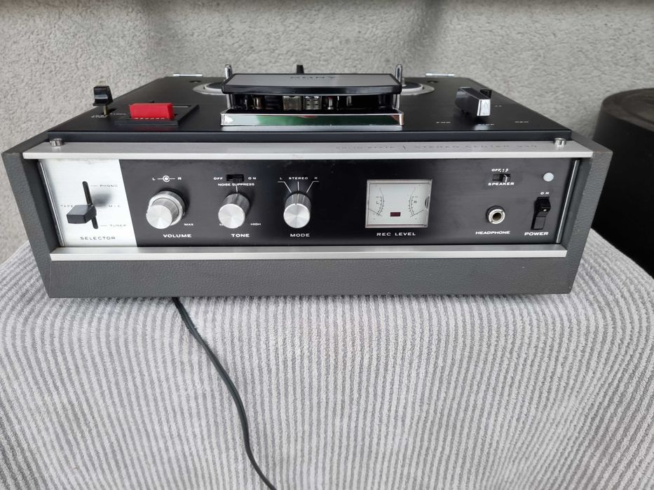 szpulowiec z kolumnami Sony solid state stereo centre 230 vintage
