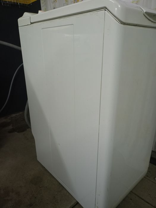 Продам стиральную машинку Electrolux 5.5кг