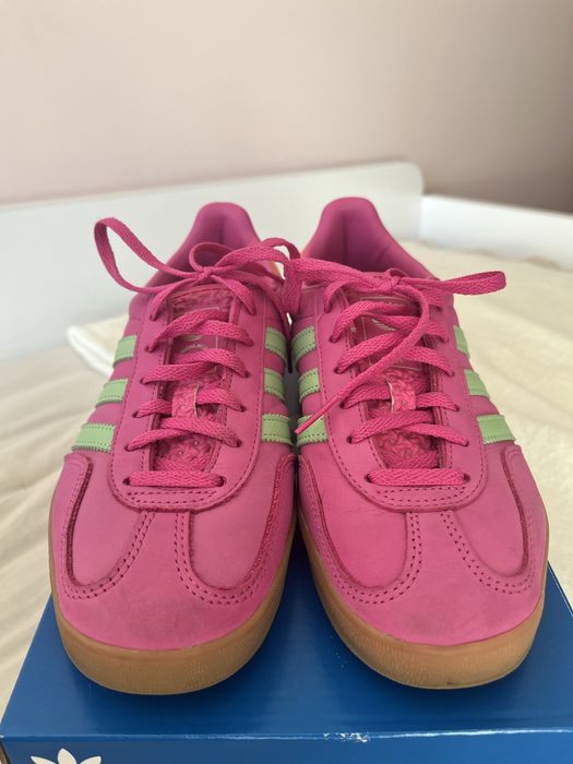 Sapatilhas gazelle rosa da Adidas