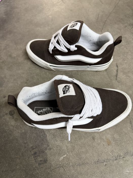 Ténis Vans - castanhos