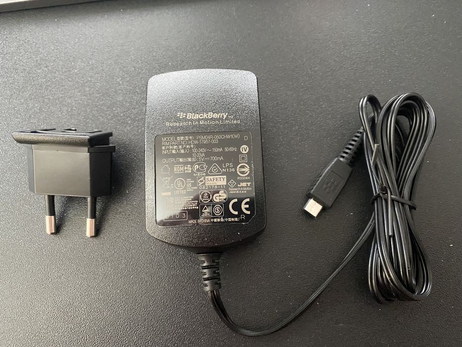 Carregador micro USB mais cabo de 1 metro