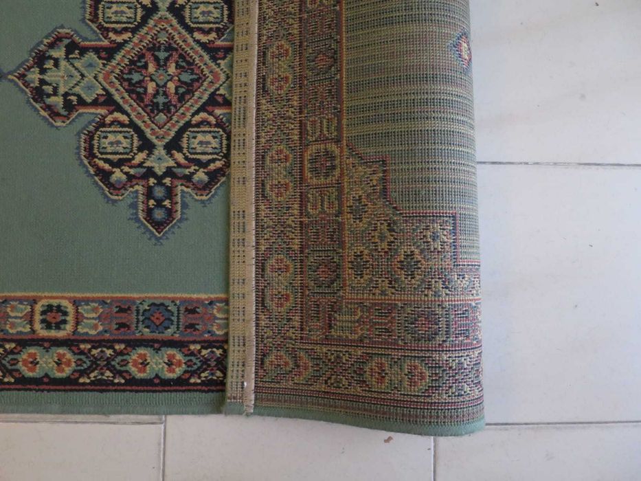 Tapete egípcio verde