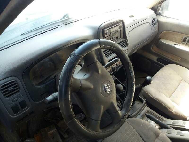 bomba de água nissan pickup