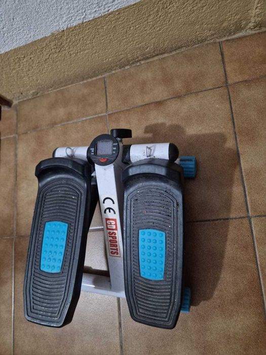 Pedaleira e step por 50 euros