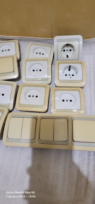 Розетки і вимикачі б/у MAKEL (Турція)