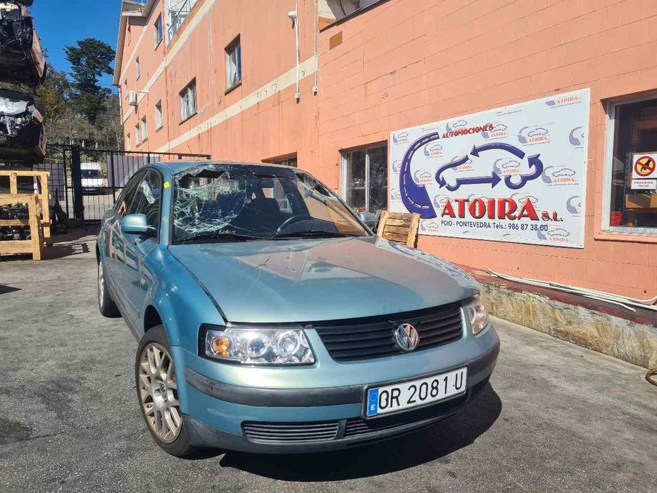 farolim traseiro direito volkswagen passat